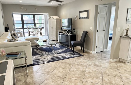 Whitney Beach Condo | Steps from the beach on Longboat Key