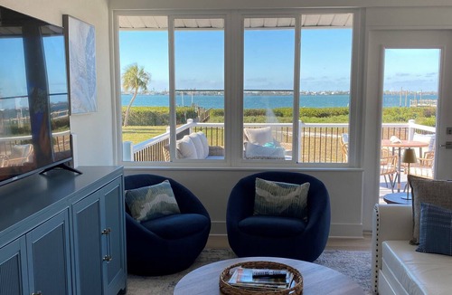 Englewood Cottage | Stunning 2-bedroom cottage in serene Englewood with unbelievable sunsets