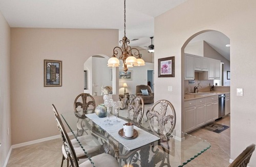 Pelican House | Stunning 3 bedroom waterfront Villa in SW Cape Coral