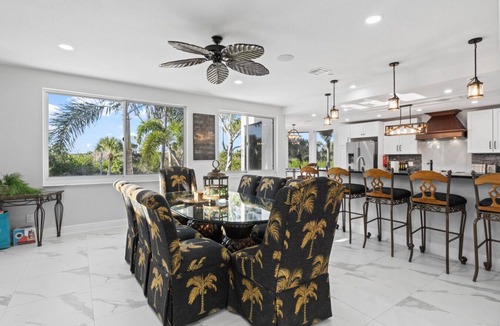 Butterknife Villa | Stunning 5BR Sanibel Island Paradise - Steps from Gulf Beach & Modern Comfort