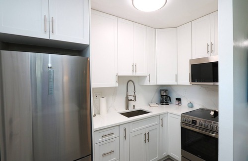 Marco Island Condo | Stunning Fully Renovated 1-Bedroom Condo in the Heart of Marco Island