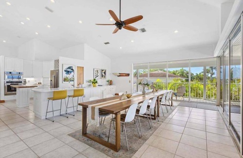 Bayshore Gardens House | Stunning waterfront retreat w panoramic view, spectacular sunsets & Heated pool