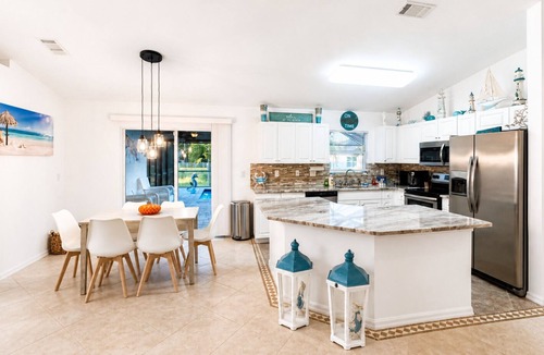 Diplomat Villa | Stylish Seahorse Villa in Cape Coral with Heated Pool