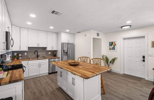Fort Myers House | Sunrise Getaway | Peaceful N. Fort Myers Home