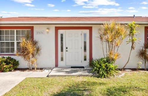 Bonita Shores House | Superb Holiday Villa with a Pool in Bonita Springs