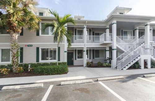 Naples Apartment | Temporary Pool Closure Notice is in Must-know info for guests section - Greenlinks at Lely Luxury Purple Orchid Fully Renovated Modern 1st floor 3bdr Golf Resort Villa