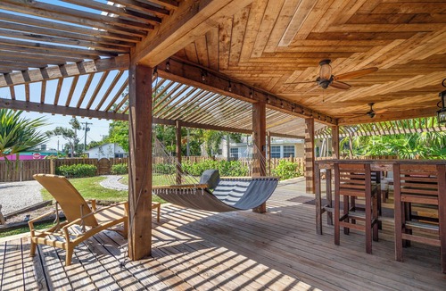 Wilton Manors House | The Bungalow on Wilton Drive. Upscale, Unique House with Huge Front Porch!