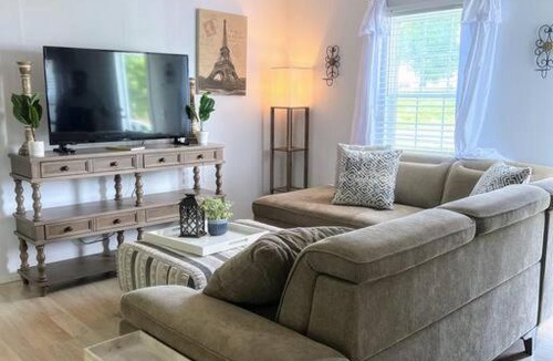 Conestee House | The Cozy Retreat - 3BR - Sleeps 7 - Near Greenville