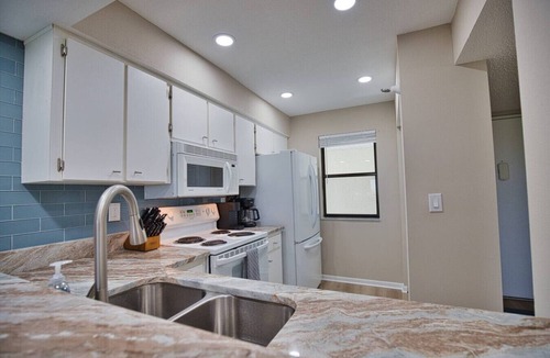 Englewood Apartment | The Getaway 2BR Coastal Retreat Englewood Beach