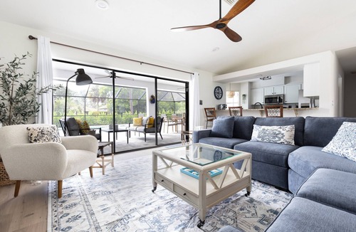 East Naples House | THE MARQUEE OF NAPLES-3BD-2BA W HEATED SALTWATER POOL +1 773-443-7832