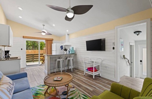 Sanibel House | The Palms Cottage Four- A Green Haven on Sanibel's East End