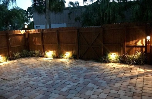 Gulf Gate Estates Condo | The Polynesian- 2 miles to Siesta Beach, Heated Pool, Furry Friends Stay Free