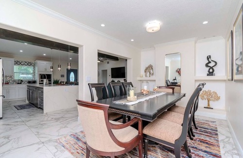 Bayshore Gardens House | The Ultimate Escape-Swim Spa Home - Bradenton, FL