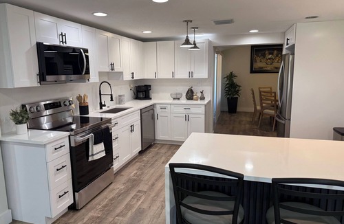 Charlotte Park House | This Must Be The Place/Pool Home & Boat friendly