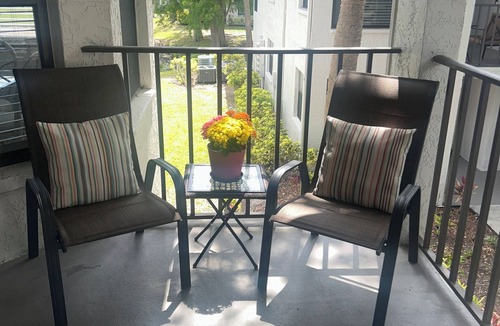 Trailer Estates Condo | Top floor corner unit 2 bedroom Condo in Shorewalk Anna Marie Island 15 min