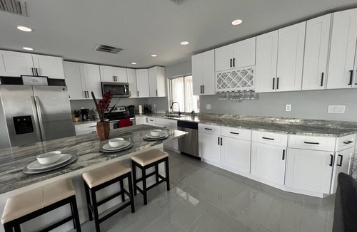 Yacht Club House | TOTALLY RENOVATED beautiful Pool home in Yacht Club on a Canal- Bring your boat!