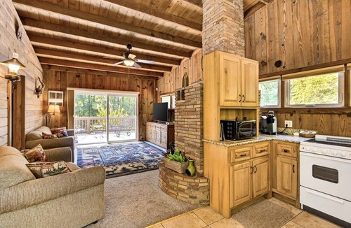 Pickens House | Trail`s Edge Cabin 2Bed, 2Bath next to Table Rock