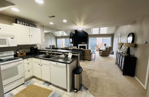 Kaiser Condo | Tranquil Lakefront 3 bedroom 5 bed 3 bath condo in Lake of the Ozarks State Park