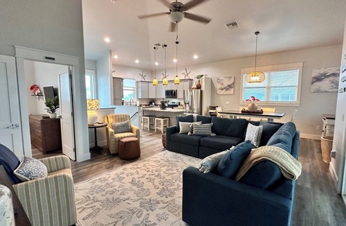 Captiva House | Triple Tales - Waterfront Property with Dock, Private pool & 2 minutes to beach!