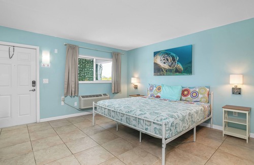 Fort Myers Beach Resort | Tropical King Studio in Fort Myers Beach