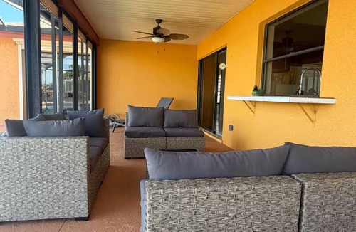 Eight Lakes House | Tropical Paradise with gulf access and heated pool