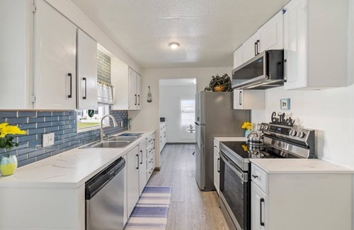 Diplomat Cottage | Turnkey,2bed/2Bath cottage withWiFi,AC in enjoyable North Fort Myers55+community