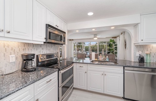 Lochmoor Waterway Estates Villa | Ultimate Riverfront Escape w/private heated pool, Villa Water Way Retreat