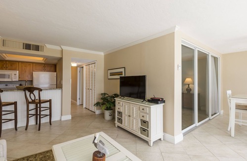 Siesta Key Condo | Unit 118- 1 Bedroom and 1 Bathroom Condominium with Partial South Views
