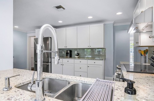 Coquina Sands House | Updated 3-BR house in Old Naples, 2 block walk to the beach, minutes to downtown