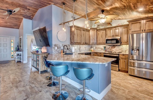 Matlacha Isles Villa | Fun'n Sun - 3 BR/3 bath waterfront home in beautiful Matlacha Isles/pool/spa/dock/fishing poles