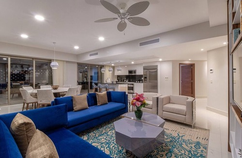 Cabo San Lucas Resort | Vacation in Los Cabos - Luxury 3 Bedroom Oceanfront Suite w/Private Jacuzzi