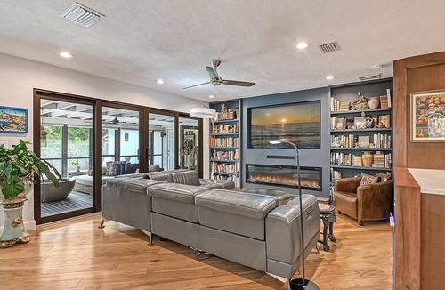 Bay Isle Villa | Vacation Luxury Villa/ Heated Pool -Beach Access New ·