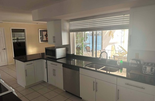 Eight Lakes Villa | Villa 8 Lakes - Cape Coral