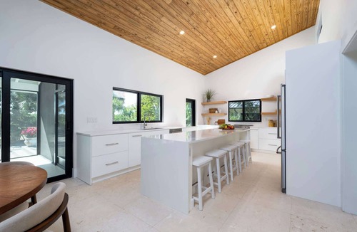 Sanibel House | Villa Bayou- Modern Waterfront Home on Clam Bayou