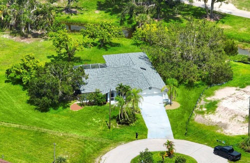 Burnt Store Villa | VILLA GOLFERS DREAM – HEATED SPA | GOLF COURSE | BOAT RENTAL + TOURS VOUCHER INCL.