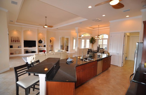 Caloosahatchee Villa | VILLA KAPALUA - south facing with direct access to the Gulf of Mexico