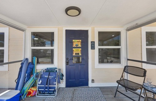 Englewood Cottage | Villa Mojito 2BR Bungalow