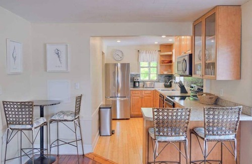 Ilexhurst Villa | Villa near the beach with a spacious yard, kitchens, & washer-dryer