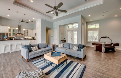 Caloosahatchee Villa | Villa Perfect Life - perfect boating location, heated pool, airhockey