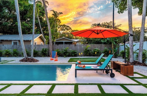 River District House | Villa Tessa, 4BR, 3BA, 12 PPL, Pool/Spa, Mini Golf