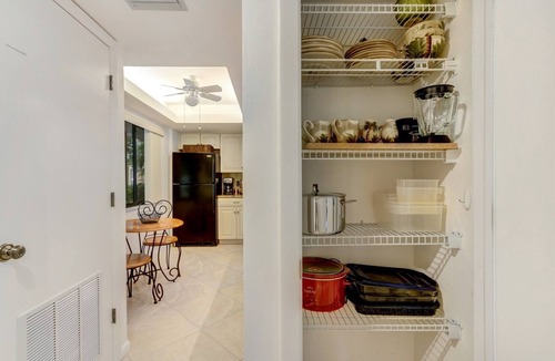 Bonita Bay House | Vista: Screened Patio, Close to Beach