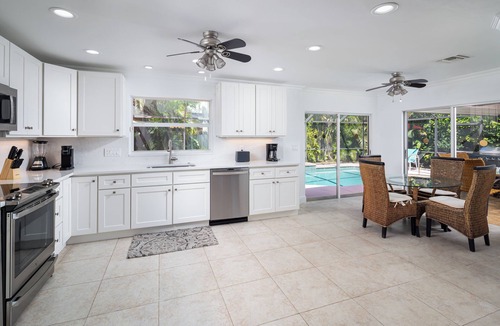 Park Shore House | Walk to Beach, Restaurants and Stores from this Newly Remodeled Pool Home