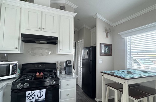 Chokoloskee House | Waterfront 2 bedroom 1 bath with boat slip