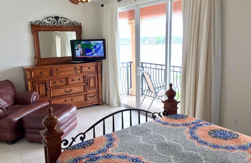 Redington Shores House | Waterfront Beach Townhouse: The best of the beach and the bay