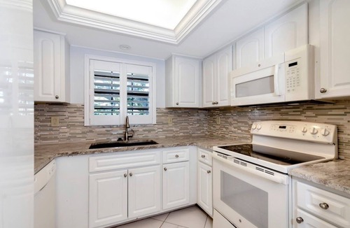 Englewood Condo | Waterfront Marina Isles Condo – Heated Pool, Hot Tub & Stunning Marina Views