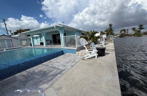 Matlacha House | Waterfront Matlacha views! 2/2 Heated Pool Home