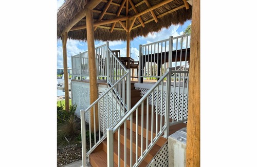 Charlotte Park House | Waterfront Paradise w/Tiki Hut and just Minutes to downtown Punta Gorda
