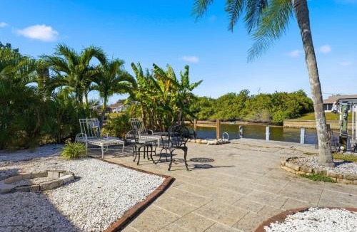Gulf Cove House | Waterfront Villa w Pool, Dock and Gulf Access