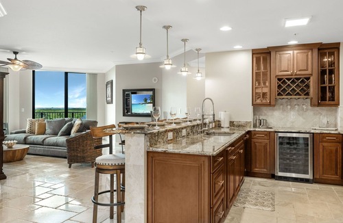 Cape Harbour Condo | Welcome to La Gampierre at Cape Harbour Your tropical paradise