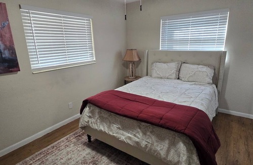 Pinellas Point House | Welcome to THE POINT. A great place to relax and enjoy Saint Petersburg.